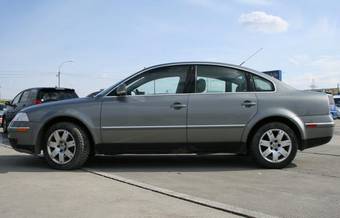 2004 Volkswagen Passat Photos