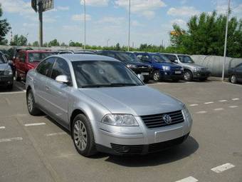 2004 Volkswagen Passat Pictures
