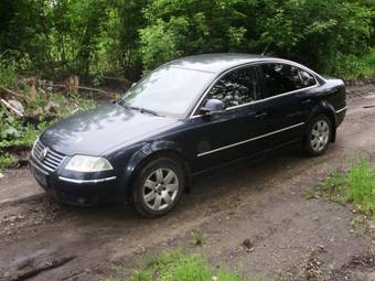 2004 Volkswagen Passat Photos