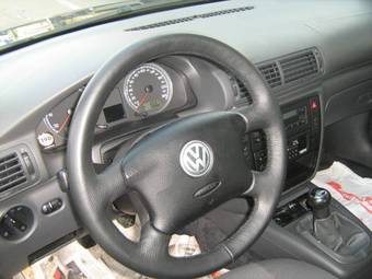 2004 Volkswagen Passat Pictures