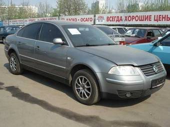 2004 Volkswagen Passat Photos