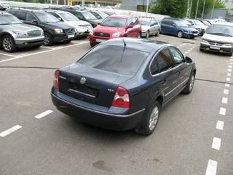 2004 Volkswagen Passat Wallpapers