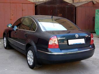2004 Volkswagen Passat Photos