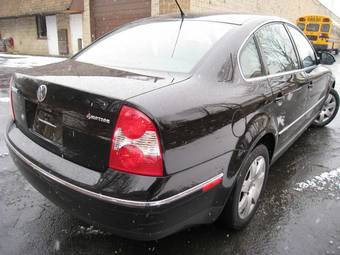 2004 Volkswagen Passat Pictures