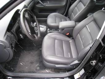 2004 Volkswagen Passat Photos