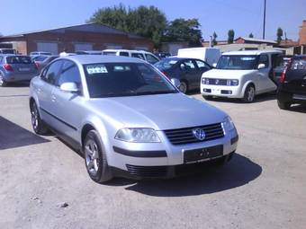 2004 Volkswagen Passat Photos