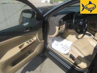 2004 Volkswagen Passat Photos