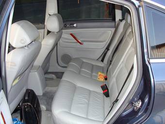 2004 Volkswagen Passat Pictures