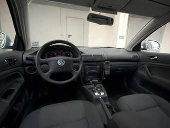 2005 Volkswagen Passat Pics