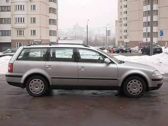 2005 Volkswagen Passat Photos