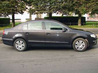 2005 Volkswagen Passat Pictures