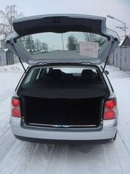 2005 Volkswagen Passat Pics