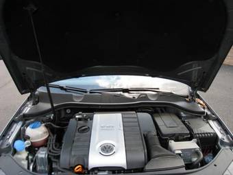 2005 Volkswagen Passat Photos