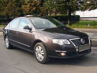 2005 Volkswagen Passat Images