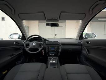 2005 Volkswagen Passat Pictures