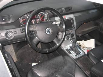 2005 Volkswagen Passat Pictures