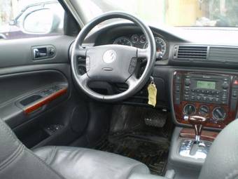 2005 Volkswagen Passat Pictures