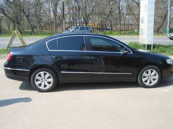 2005 Volkswagen Passat Pics