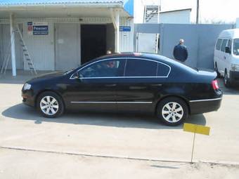 2005 Volkswagen Passat Pictures