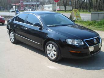 2005 Volkswagen Passat Pictures
