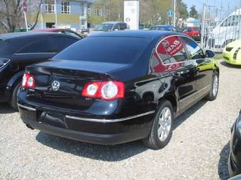 2005 Volkswagen Passat Photos