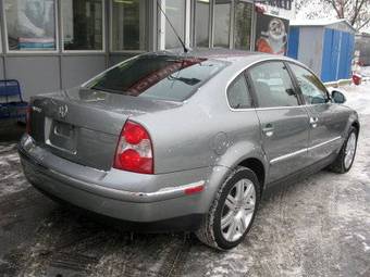 2005 Volkswagen Passat Photos