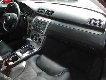 2005 Volkswagen Passat Pictures