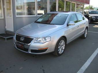 2005 Volkswagen Passat Pictures