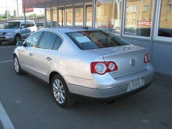 2005 Volkswagen Passat Pictures