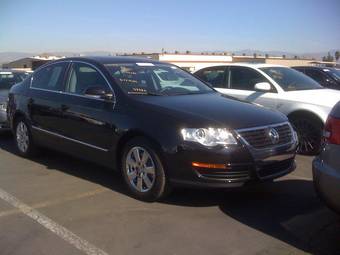 2005 Volkswagen Passat Pictures