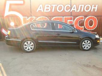 2005 Volkswagen Passat Images