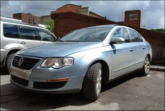 2005 Volkswagen Passat Photos