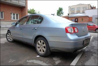 2005 Volkswagen Passat Pictures