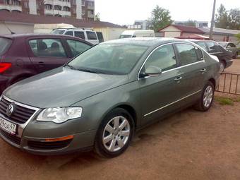 2005 Volkswagen Passat Pics