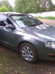 2005 Volkswagen Passat Pictures