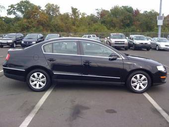 2005 Volkswagen Passat Pictures