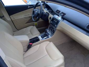2005 Volkswagen Passat Photos