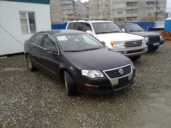 2005 Volkswagen Passat Photos