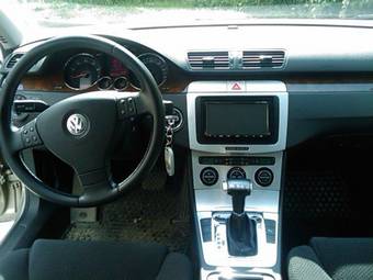 2005 Volkswagen Passat Photos