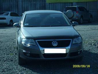 2005 Volkswagen Passat Photos