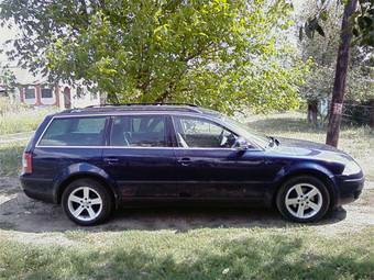 2005 Volkswagen Passat Photos