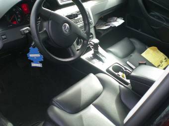 2006 Volkswagen Passat Photos