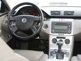 2006 Volkswagen Passat Pictures