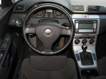2006 Volkswagen Passat Pictures