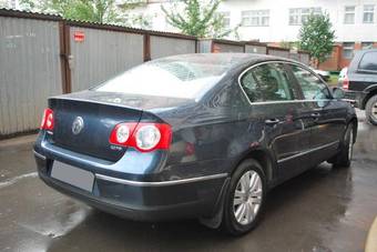 2006 Volkswagen Passat Photos