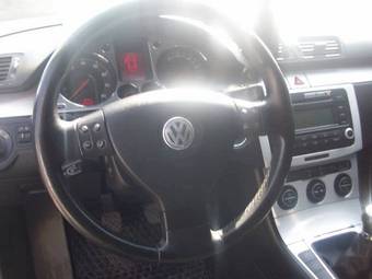 2006 Volkswagen Passat Photos