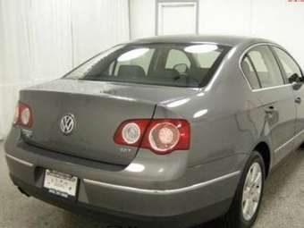 2007 Volkswagen Passat Photos