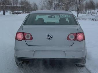 2007 Volkswagen Passat Photos