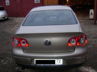 2007 Volkswagen Passat Photos
