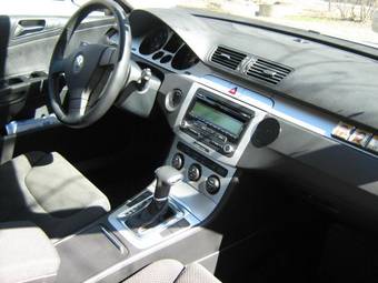 2008 Volkswagen Passat Pictures